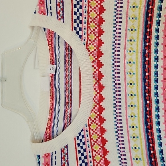 Multiple Color Sweater - Picture 2 of 8